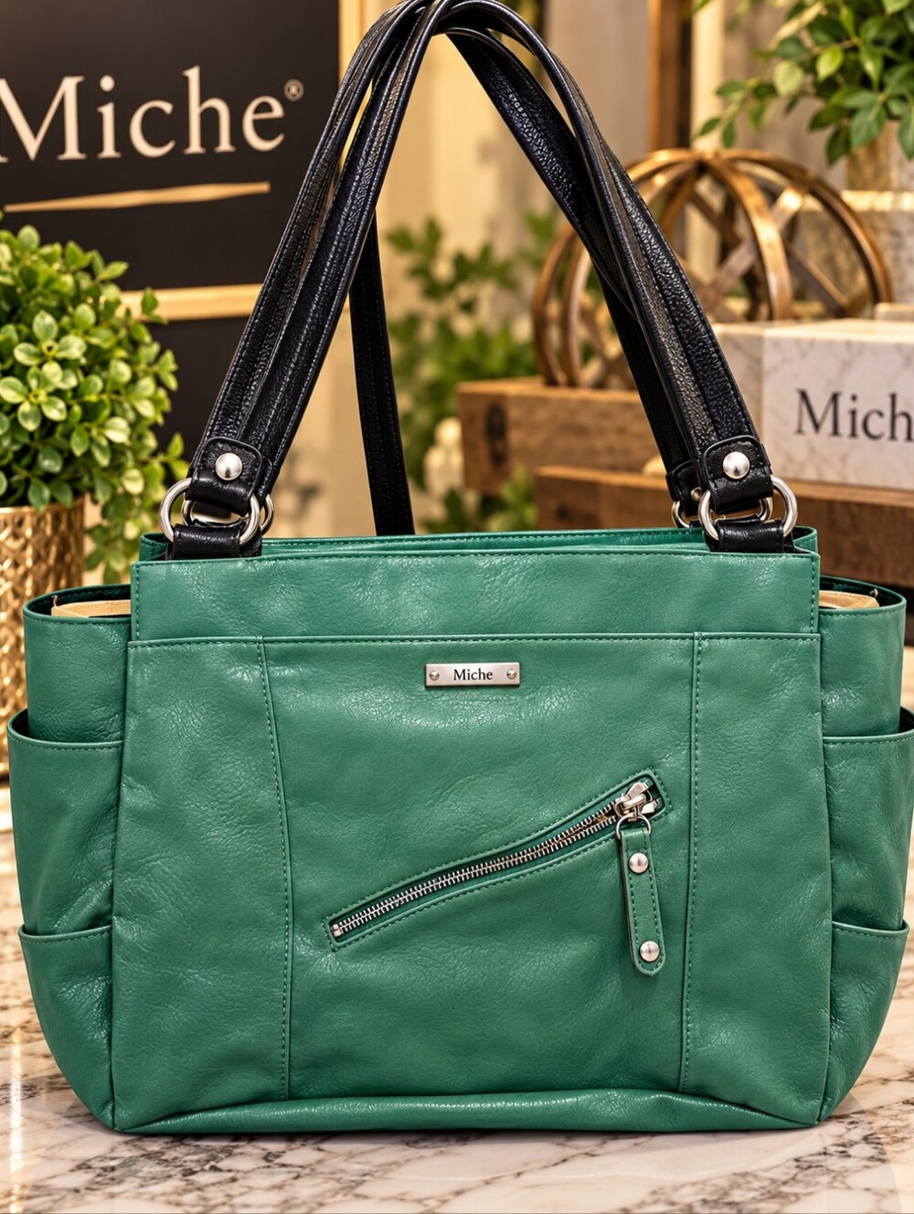 💚 Miche Tote In Green with Black Straps